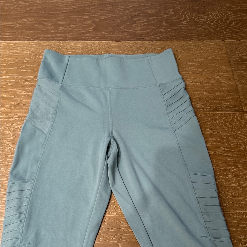 Athleta Delancey Moto Tight Leggings Size M High Rise Zip Ankle - Picture 4 of 6